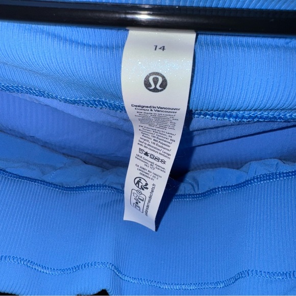 NWOT Lululemon Athletica Vibrant Baby Blue Dance Studio Joggers Never Worn - Picture 5 of 12